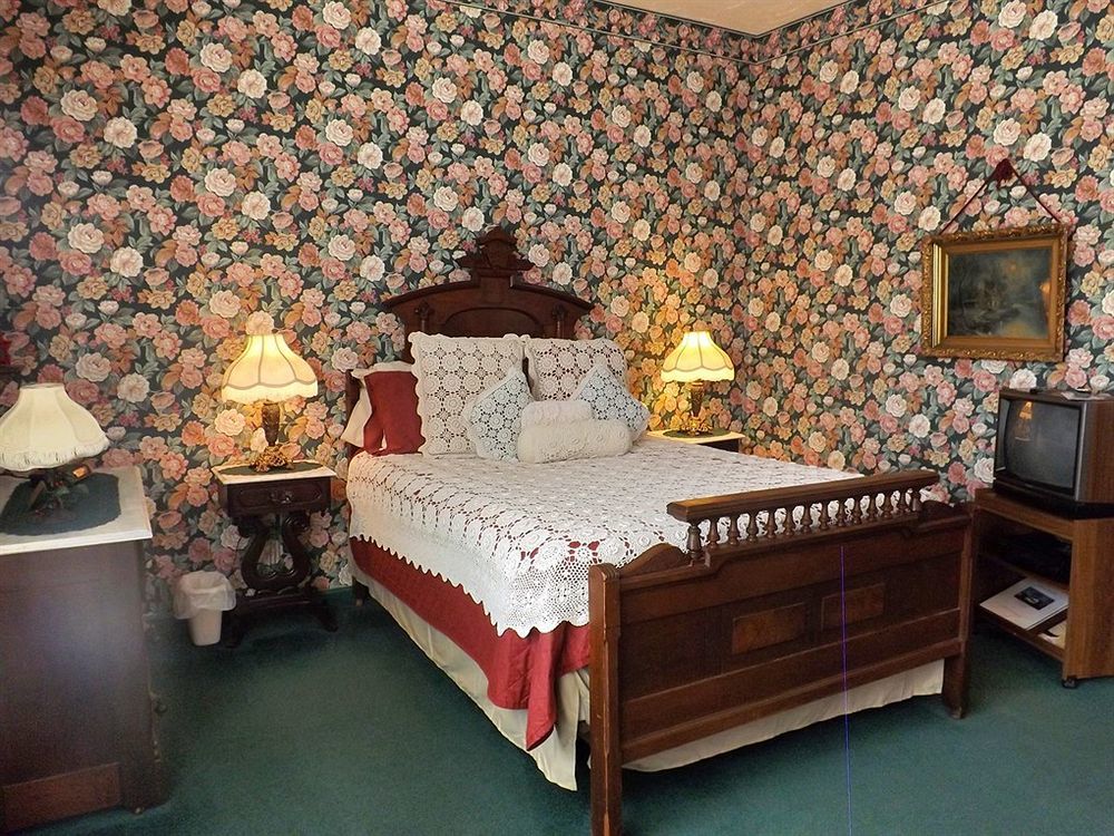 West Ridge Bed & Breakfast อลิซาเบธทาวน์ ภายนอก รูปภาพ
